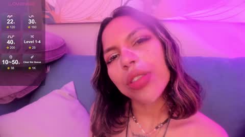 Snapshot of delilah_fix chatting on 02.08.25 della online show from 02.08.25