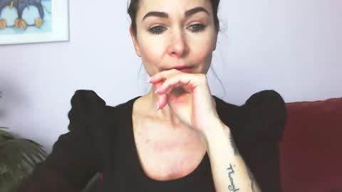 delilah_sweet online show from 12.04.25