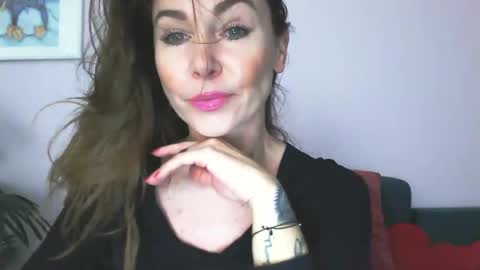 delilah_sweet online show from 04.14.26