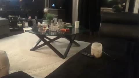 Delilah Sinz  Papi online show from 06.21.26
