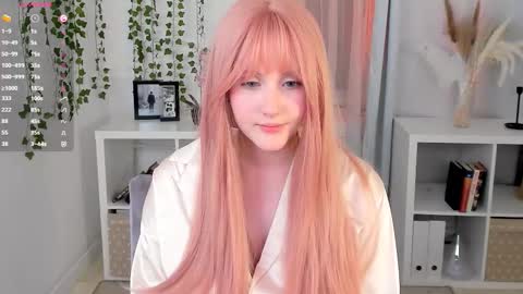 Delilah or Laila online show from 10.03.25