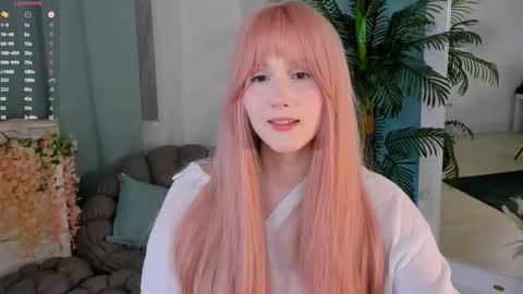 Delilah or Laila online show from 10.05.25