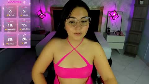 delilaquinn online show from 03.04.25