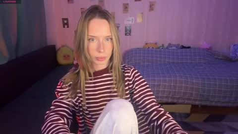 Della online show from 05.12.26