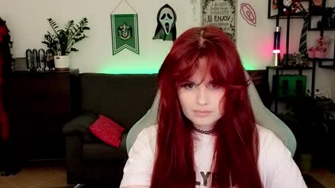 dellacrush_ online show from 02.11.26