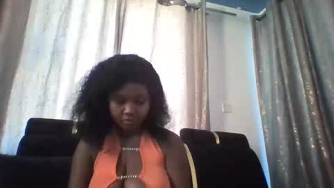 Snapshot of dellarine517299 chatting on 01.15.26 dellarine517299 online show from 01.15.26