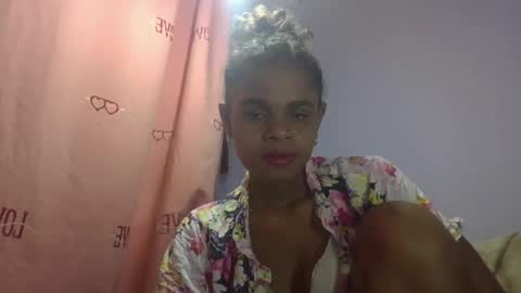 delphine online show from 04.16.26