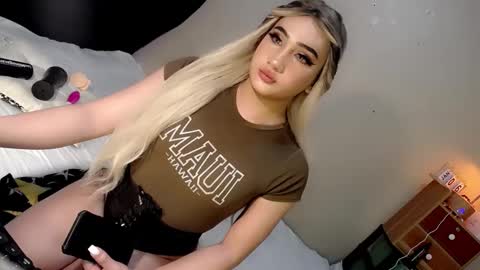 Chesca online show from 01.05.25