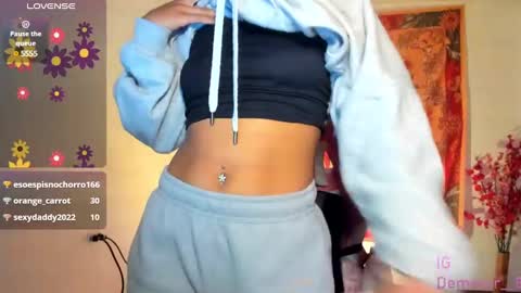 Snapshot of demeter__ chatting on 03.10.25 demeter__ online show from 03.10.25