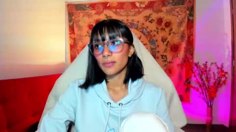 Snapshot of demeter__ chatting on 09.30.25 demeter__ online show from 09.30.25