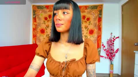 Snapshot of demeter__ chatting on 11.02.25 demeter__ online show from 11.02.25