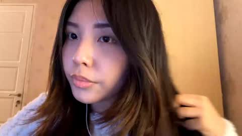 Snapshot of demetriadelapuente chatting on 04.16.26 Hannah online show from 04.16.26