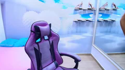 DEMI online show from 04.14.26