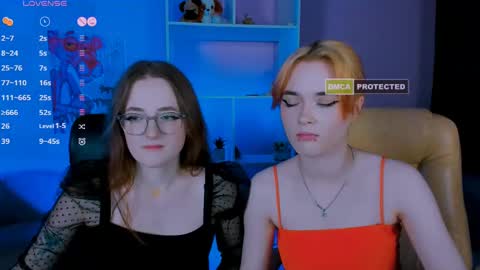 Snapshot of demi_mooore chatting on 01.07.25 Demi online show from 01.07.25