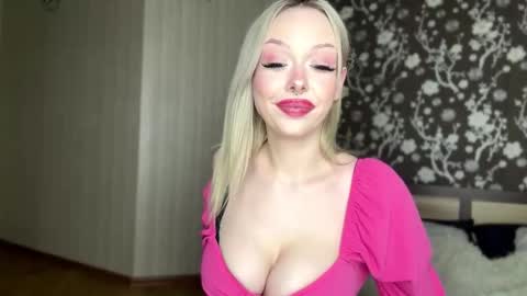 Snapshot of demilodge chatting on 11.13.25 Demi online show from 11.13.25