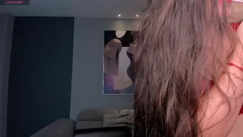 Snapshot of deminova chatting on 05.25.26 DEMI NOVA online show from 05.25.26