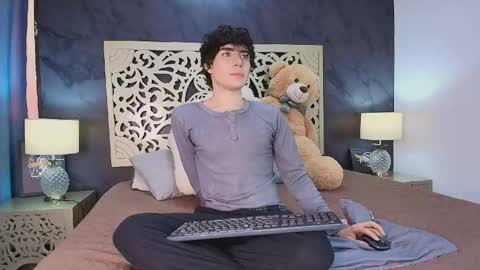  online show from 04.30.26