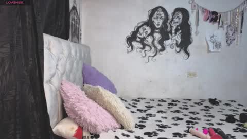 Snapshot of demonrosee chatting on 02.12.26 demonrosee online show from 02.12.26