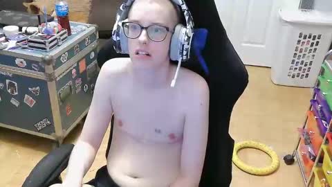 Snapshot of demyx981 chatting on 10.17.25 Demyx Time online show from 10.17.25