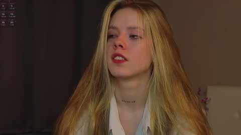 Snapshot of denaebeste chatting on 12.16.25 Emma online show from 12.16.25