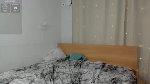 Snapshot of denaebeste chatting on 03.03.26 Emma online show from 03.03.26