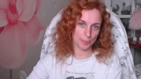 Snapshot of denhiey_here chatting on 11.11.25 denhiey online show from 11.11.25