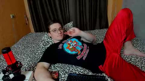 Snapshot of deni_boy99 chatting on 03.19.26 Deni online show from 03.19.26