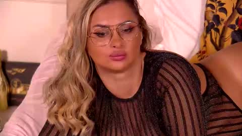 Ela online show from 10.29.25