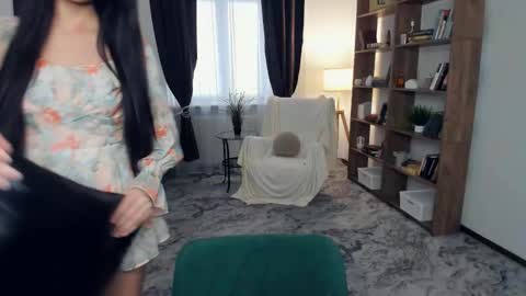 Mikky online show from 11.14.25