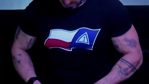 Snapshot of dennis_cox_ chatting on 03.05.26 dennis_cox_ online show from 03.05.26