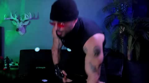 Snapshot of dennis_cox_ chatting on 03.12.26 dennis_cox_ online show from 03.12.26