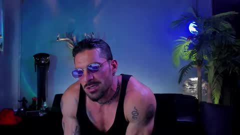 Snapshot of dennis_cox_ chatting on 03.22.26 dennis_cox_ online show from 03.22.26