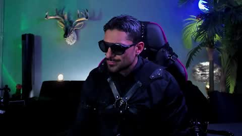 Snapshot of dennis_cox_ chatting on 03.24.26 dennis_cox_ online show from 03.24.26