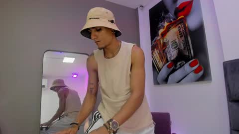 Dennis Kinsey online show from 04.08.26