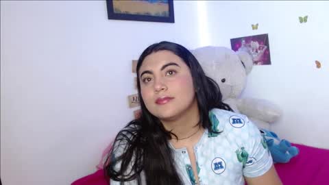 Snapshot of dennis_love_ chatting on 02.05.26 rosse online show from 02.05.26