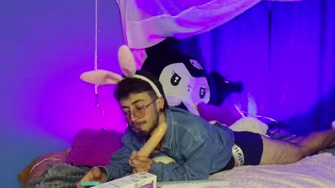 Dennis online show from 05.06.26