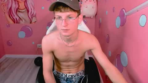 Dennis online show from 11.26.25