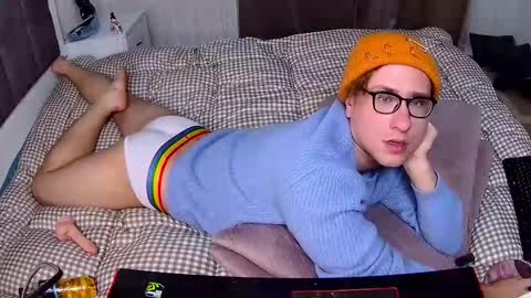 Dennis online show from 02.22.26