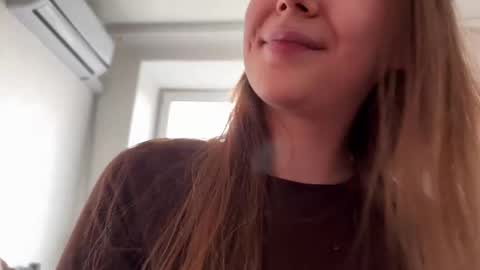 Snapshot of denobluora chatting on 10.12.25 Jasper online show from 10.12.25