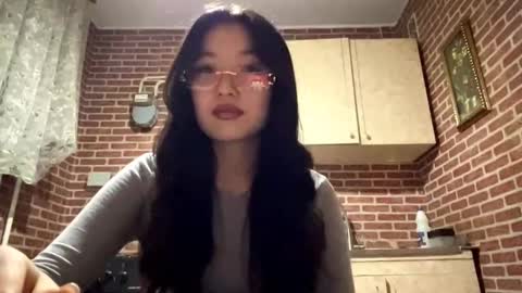 Emma online show from 11.23.25