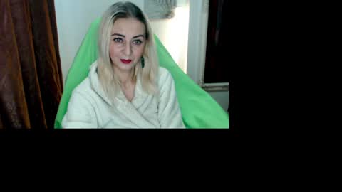 Snapshot of denysya chatting on 12.10.24 Denysya online show from 12.10.24