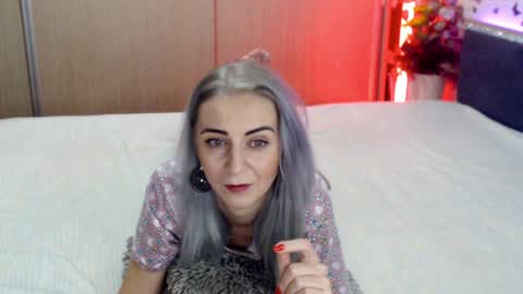 Snapshot of denysya chatting on 12.29.24 Denysya online show from 12.29.24