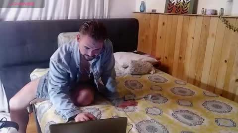 Dereck Mills3 online show from 01.11.26