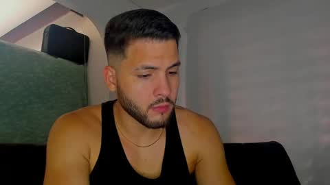 dereckhardd online show from 05.10.26