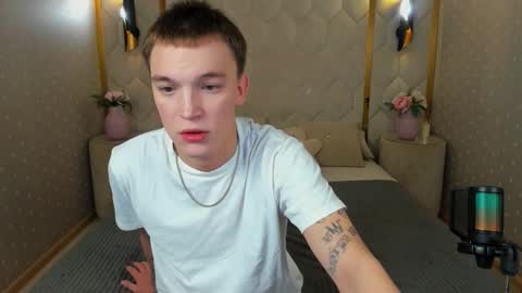 Derek online show from 11.28.25