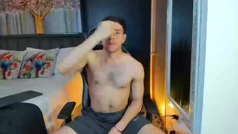 Snapshot of derek_hussain chatting on 09.20.25 Derek Hussain online show from 09.20.25