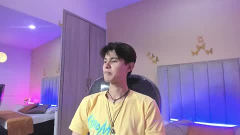 Snapshot of derek_sinn chatting on 03.19.26 derek_sinn online show from 03.19.26