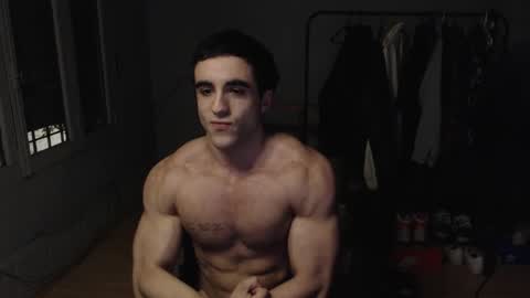 Snapshot of derekhuge chatting on 11.11.25 derekhuge online show from 11.11.25