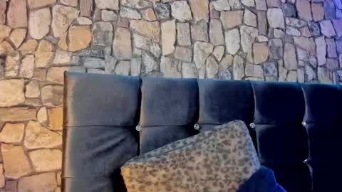 DEREKK   online show from 01.23.25