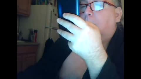 derrickkearley2055 online show from 12.03.25